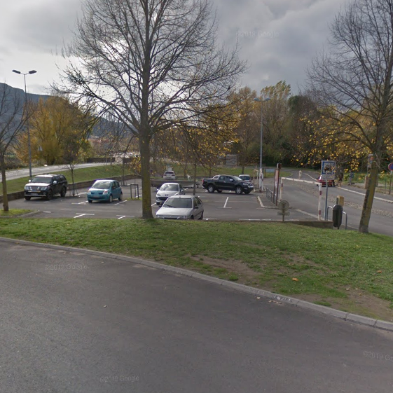 Parking Millau Plage